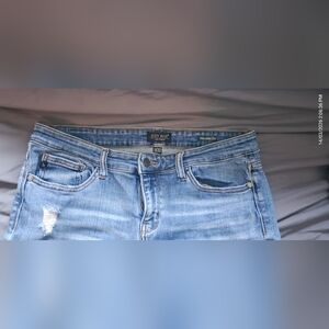 Judy Blue Light Wash Straight Fit Jeans - Light Blue